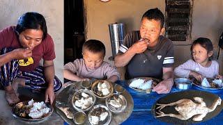 village chicken in Bhumi family lunch || Bhumi village vlog ||