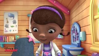Waddly the Penguin & "Time for Your Check Up" Song | Doc McStuffins | Disney Junior UK