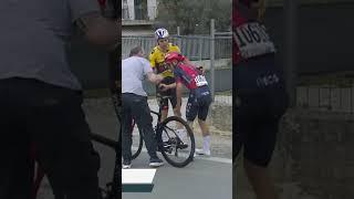 Big Crash For Wout Van Aert & Tom Pidcock! #shorts