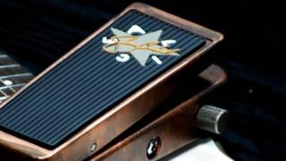 Prymaxe Vintage Wah Pedal Shootout Pt. III: Dunlop Jerry Cantrell Wah v. Morley Steve Vai Bad Horsie