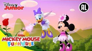 Minnie's Sprookje | Mickey Mouse Funhouse | Disney Junior BE