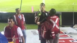 Nahuel Guzman arremete contra aficionados de Tigres