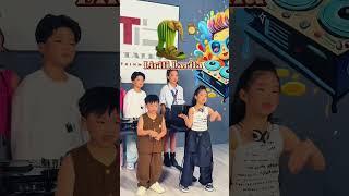 Nhạc chế Vũ trụ brainrot - Đào Nguyễn Ánh, Elite Talent