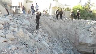 Боевики засняли огромную воронку от бомбы КАБ-1500