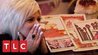 Theresa Caputo tiene consulta con una vidente | La médium | TLC Latinoamérica