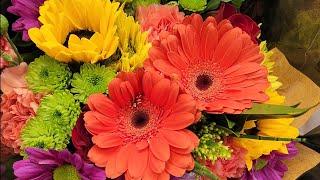 Lovely Flower Bouquet #flowers #bouquet #colorful