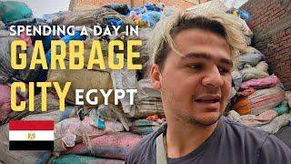 300,000 People Living Amongst Piles of Garbage!  Egypt's Garbage City