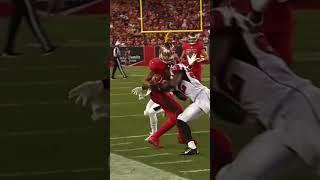 Mike Evans insane one hand catch￼