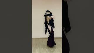 sexy Arab girl belly dance