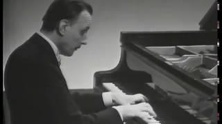 Arturo Benedetti Michelangeli plays Scarlatti (1962)