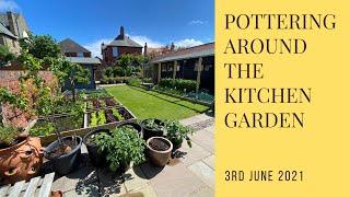 Pottering around the kitchen garden