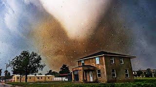 This Tornado Destroyed A Town In Front Of Me