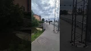 Ново-Кирпичный мост — автодорожный железобетонный балочный мост через реку Волковку. Санкт-Петербург