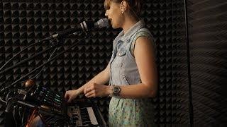 Nastya Maslova - Live looping set for Pop music ru