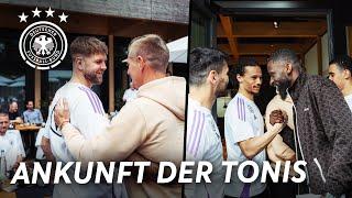 Die Champions League Sieger sind da!  | Toni Kroos und Toni Rüdiger stoßen zum Team