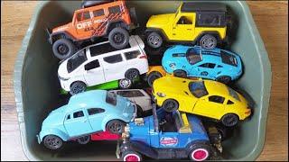 BOX FULL OF Model Cars /Honda Civic, Bugatti Divo, McLaren 650s, Audi Rs7, Ford Raptor, Ferrari sf90