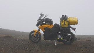 Driving up to Dyrholaey Lighthouse (Iceland) with a Zero S motorcycle