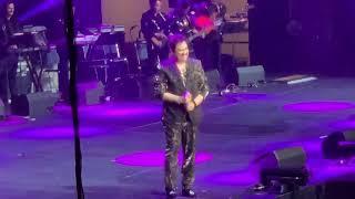 Legendary Kumar Sanu performing medley of his greatest hits live