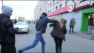 Активист движения Стопхам ударил кулаком в лицо девушку в Петербурге