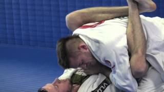 Gracie Barra Texas - BJJ - Rolling 12-20-11