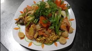 Cách Làm Mì Xào Hải Sản Ngon Bá Cháy| Duy Chef SaiGon