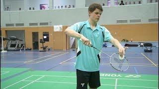 Badminton - der Aufschlag