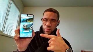 Essential Phone Full Pristine Review after a full month of use. Is it still relevant??????