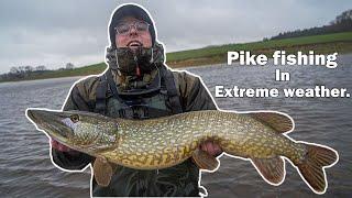 Making a pike rod and fishing a winter storm.
