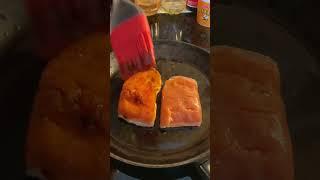 Making salmon for dinner #asmr #asmrcooking #2023 #viral #cooking #delicious #food #fyp