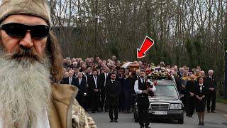 Remembering Phil Robertson Duck Dynasty Star’s Final Goodbye Shakes America