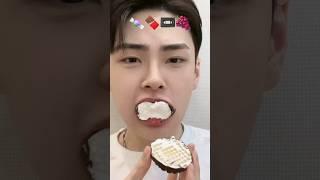 Eat emoticons in order