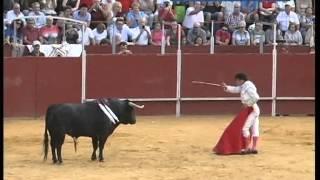 Miguel Abellán se fractura un dedo en la corrida de fiestas de Fuenlabrada