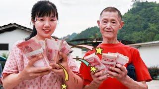 Bring 100000 yuan in cash to the mountain for shopping! After spending 100000 yuan in the ravine  t