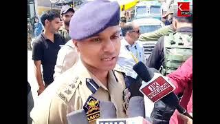 Amod Ashok Nagpure-IPS  Briefs press Reporters outside Counting center at Baramulla