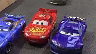 Cars 3 choque del Rayo McQueen - Tueycarsunboxings