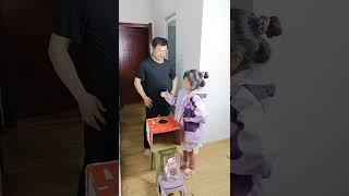 My daughter is too funny. She racks her brains in order to steal her father’s pocket money. The lit