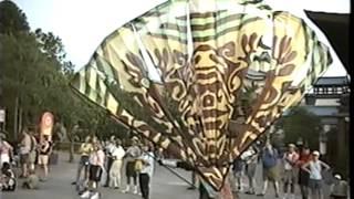 WALT DISNEY WORLD EPCOT CENTER TAPESTRY PARADE 6/4/2000