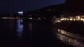 АКТИВНЫЙ СЕЗОН. ВЕЧЕР. БЕРЕГ. ГУРЗУФ. КРЫМ.