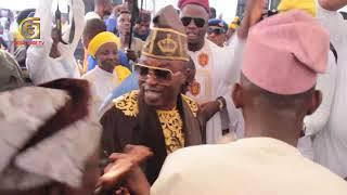 Oba Abdulrasheed Oluwo Spraying Money And Dancing With Mega 99