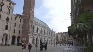 Vicenza, Piazza dei Signori e Torre Bissara con gente