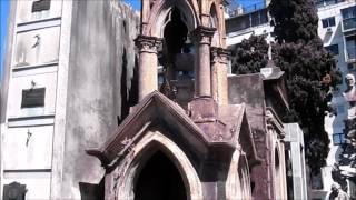 Recorrido por el Cementerio de La Recoleta