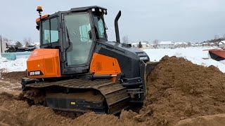 NEW DD100 DOOSAN DOZER FIRST IMPRESSIONS!! @DEVELON-NorthAmerica