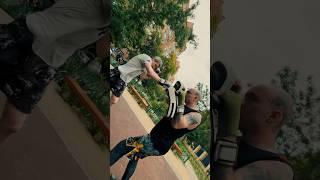 На улице тренить в кайф.