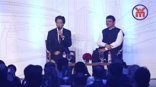 Maharashtra CM Devendra Fadnavis is my 4 AM friend Shah Rukh Khan