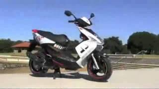 SCOOT2COMMUTE.COM TGB BULLET 50 50cc and BULLET 125 125 cc SCOOTER - VIDEO 2