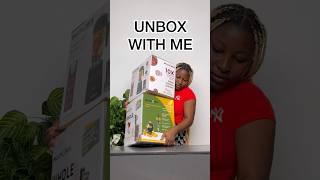 UNBOX WITH ME