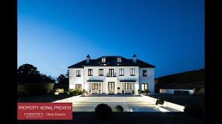 STUNNING, PRIVATE, DETACHED FAMILY HOME
