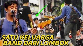 Persembahan Pelancong satu group band dari lombok||Indonesia terkenal dengan gudang musicians..