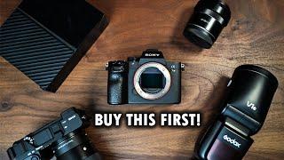 Top 10 ESSENTIAL Things To BUY When Starting A Photography Business