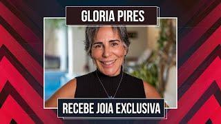 GLÓRIA PIRES CELEBRA RELAÇÃO LONGEVA NOS 30 ANOS DE CARAS E RECEBE JOIA EXCLUSIVA!